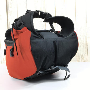 【M レッド系】Osprey ( オスプレー ) バックサイド Backside 42L バックパック ストレイトジャケットシステム 旧タグ アメリカ製 チリ 生産終了モデル 入手困難 容量【30L～54L】 バックパック バッグ ストレージ - 【公式】2ndGEAR（セカンドギア）Webショップ【登山用品・アウトドア用品専門 買取販売店】