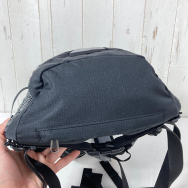 【OneSize ブラック系】 Jackwolfskin ( ジャックウルフスキン ) ベロシティ 12 Velocity 12 ナイロン バッグ ストレージ バックパック デイパック 容量【～29L】 z00059277  デイパック 容量【～29L】 バックパッ