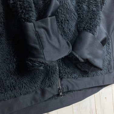 Columbia Mountains Are Calling Fleece Full Zip, Men's Size L (Black). This polyester fleece jacket is perfect for outerwear.