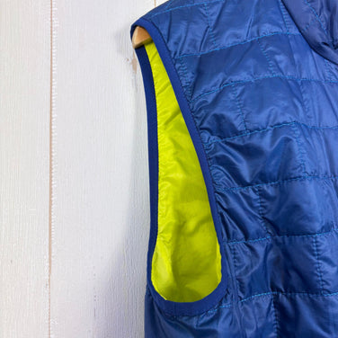 【Men's M ブルー系】 2015 Patagonia ( パタゴニア ) ナノ パフ ベスト Nano Puff Vest CHB Channel Blue（チャンネルブルー） プリマロフト ゴールド 化繊中綿 軽量 保温 化繊ダウン ウェア トップス ベス