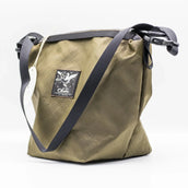 【OneSize グリーン系】 Okara ( オカラ ) トムテ エコパック Tomte ECOPAK オリーブ ナイロン バッグ ストレージ サコッシュポーチ ECO PAK EPX200 ( エコパック EPX200 ) z00052123 オリーブ サコッシ - 【公式】2ndGEAR（セカンドギア）Webショップ【登山用品・アウトドア用品専門 買取販売店】