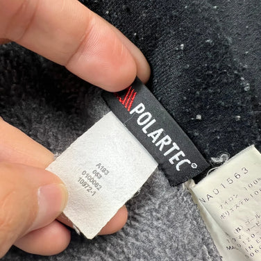 北面 Denali 夹克（男款，L 码，灰色）——已停产，难觅踪迹——符合欧美标准。尼龙抓绒外套。产品代码：z00054491。