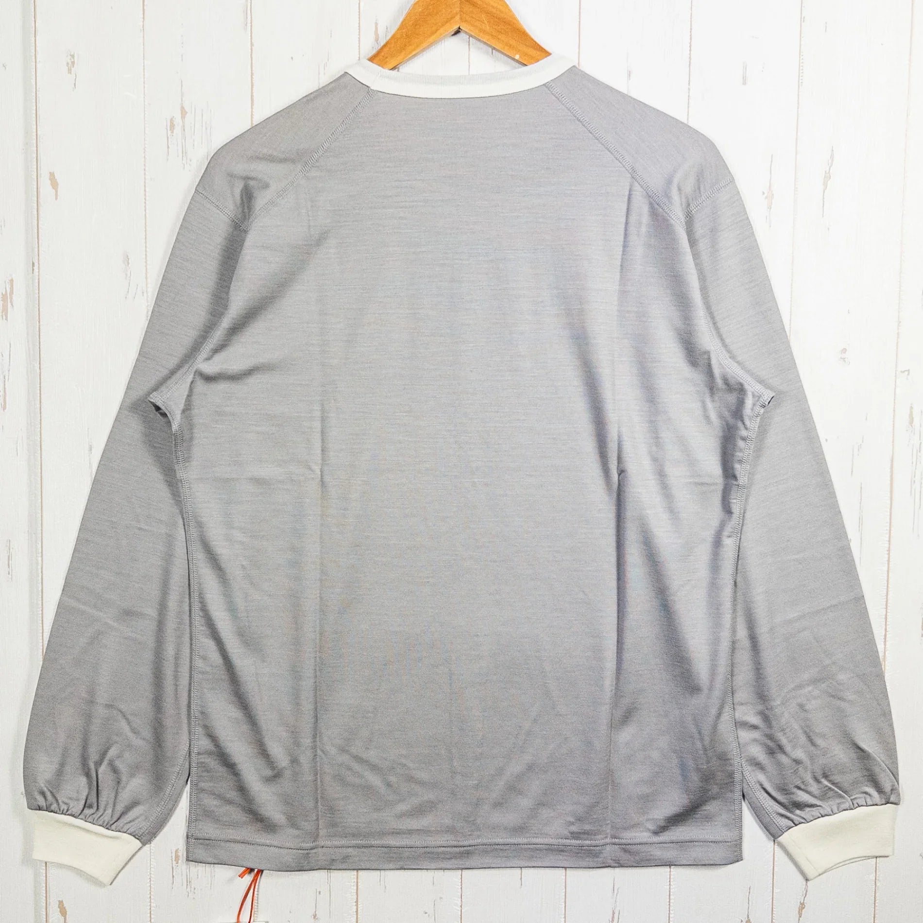 【Men's L グレー系】 Ridge Mountain Gear ( リッジマウンテンギア ) アンワインド メリノ ティー ロングスリーブ Unwind Merino Tee Long Sleeve Warm Pebble メリノウール ウェア トップス イ - 【公式】2ndGEAR（セカンドギア）Webショップ【登山用品・アウトドア用品専門 買取販売店】