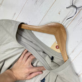 【Men's L ベージュ系】 Mountain Hardwear ( マウンテンハードウェア ) リググラフィック リラックスド ロングスリーブ コットン ウェア トップス インナー シャツ ロングスリーブTシャツ クルーネック コットン z00059505  コ