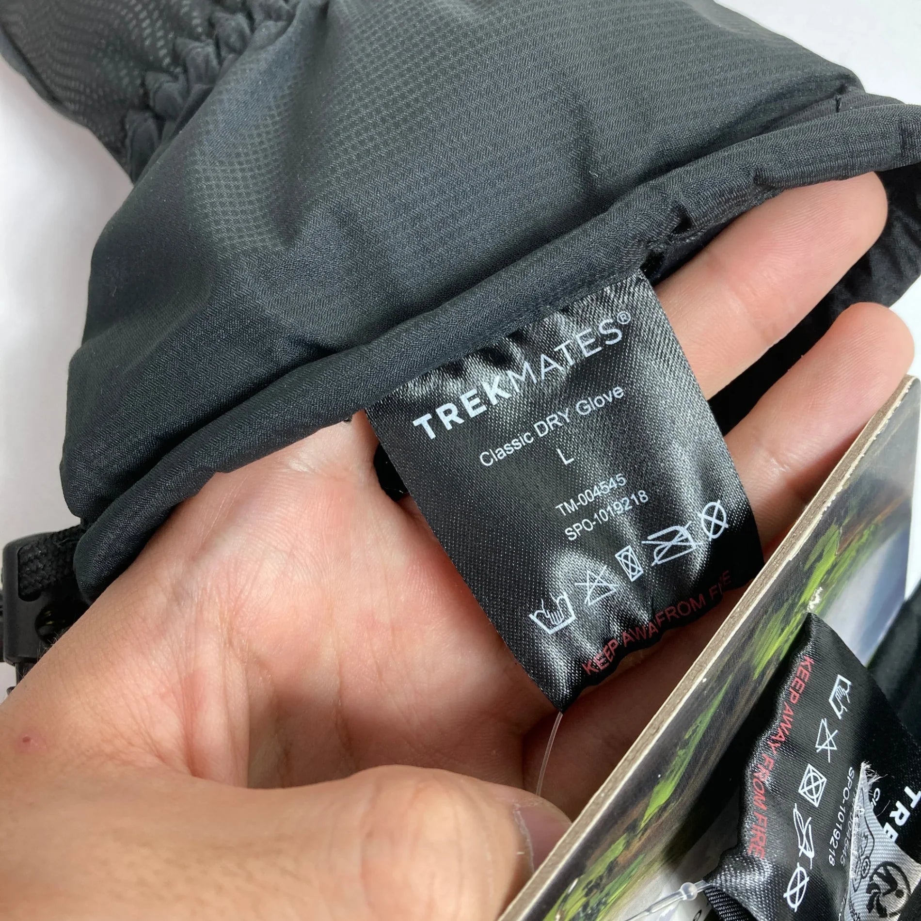【L ブラック系】 Trekmates（トレックメイツ） クラシック ドライ グローブ Classic Dry Glove ポリエステル TM-004545 グローブ 手袋 ウェア小物 ウェア - 【公式】2ndGEAR（セカンドギア）Webショップ【登山用品・アウトドア用品専門 買取販売店】