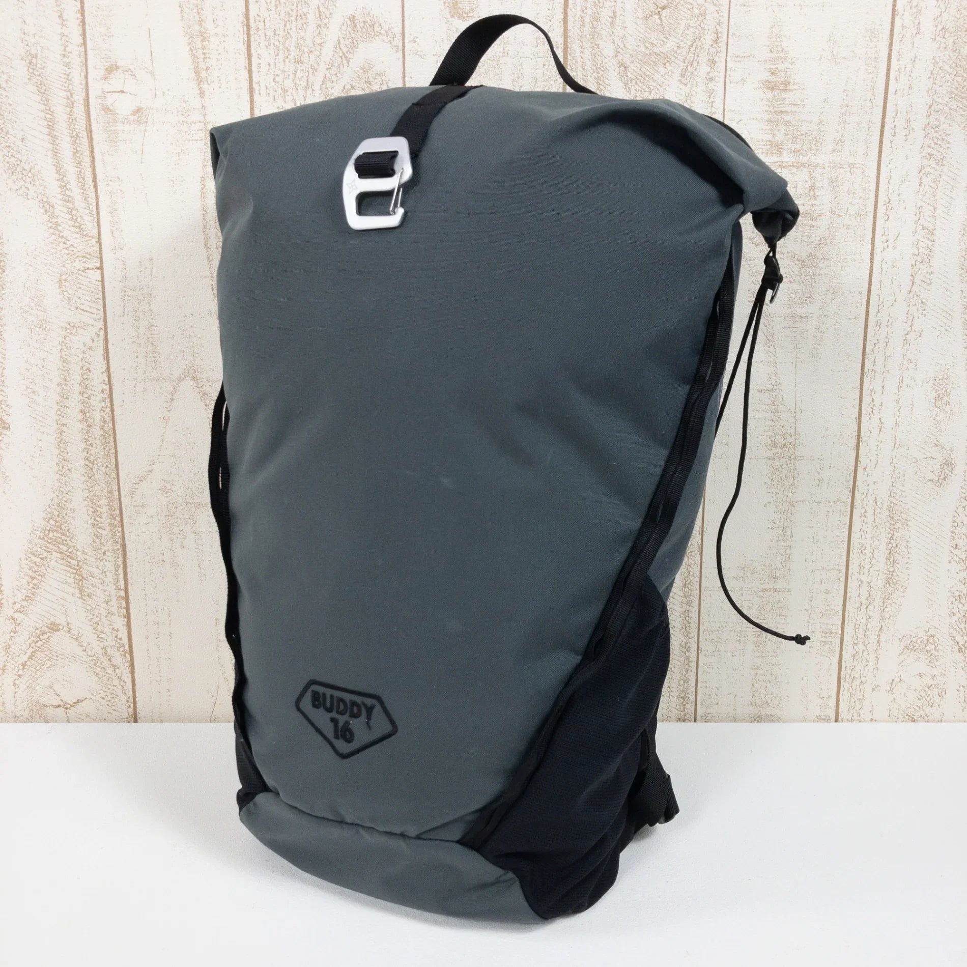 【OneSize グレー系】 Paago Works ( パーゴワークス ) バディ 16 Buddy 16 Urban Gray バッグ ストレージ バックパック デイパック 容量【～29L】 z00051336 Urban Gray デイパック 容量【～29L - 【公式】2ndGEAR（セカンドギア）Webショップ【登山用品・アウトドア用品専門 買取販売店】