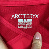 【女式 S 红色系】始祖鸟 ( Arcteryx ) Darter Jacket 寒冷季节越野跑、骑行等运动的理想选择 涤纶 服装 上衣 外套 夹克 防风衣 z00059216 防风