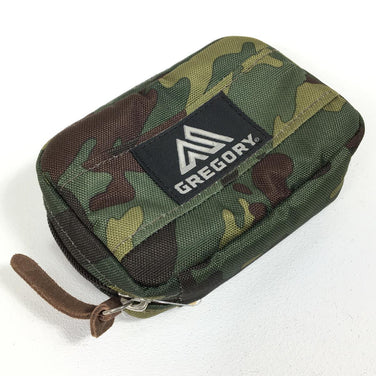 【OneSize グリーン系】 Gregory ( グレゴリー ) カメラ ケース Camera Case ディープフォレストカモ レアカラー 入手困難 Deep Forest Camo 外付けポーチ バッグ ストレージ - 【公式】2ndGEAR（セカンドギア）Webショップ【登山用品・アウトドア用品専門 買取販売店】