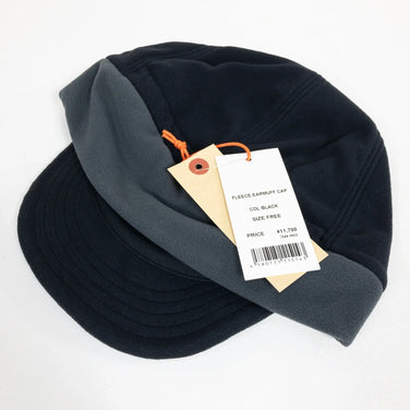 【Unisex OneSize ブラック系】 Ridge Mountain Gear ( リッジマウンテンギア ) フリース イヤーマフ キャップ Fleece Earmuff Cap ポーラテック ウィンドプロ Unisex Black キャップ ヘッドウェア ウェア小物 ウェ - 【公式】2ndGEAR（セカンドギア）Webショップ【登山用品・アウトドア用品専門 買取販売店】