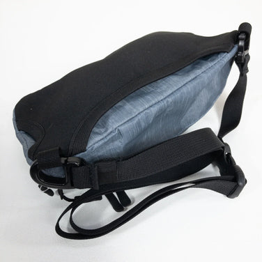 【OneSize ブルー系】 Yamatabi（ヤマタビ） ダイニーマ製 UL サコッシュ Dyneema UL Sacoche DCF ( ダイニーマ・コンポジット・ファブリック / キューベンファイバー ) スタッフサック インナーポーチ パッキングサック - 【公式】2ndGEAR（セカンドギア）Webショップ【登山用品・アウトドア用品専門 買取販売店】