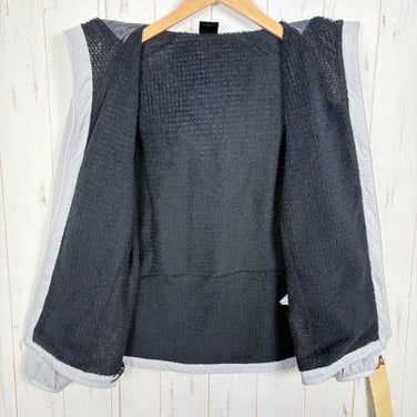 【Women's S グレー系】 Millet ( ミレー ) ブリーザー トイ アルファ ダイレクト フーディー BREATHER TOI ALPHA DIRECT HOODIE			 化繊ダウン ウェア トップス アウター ジャケット 化繊インサレーション ポーラ