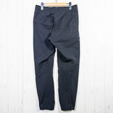 Arcteryx Gamma 男款慢跑裤，30码，黑色。这款尼龙软壳裤非常适合日常穿着。产品编号：z00053084。