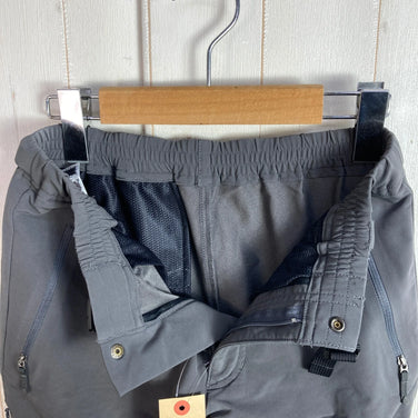 The North Face Verb 长裤，女款，小号，灰色。尼龙，软壳长裤 (z00053871)。