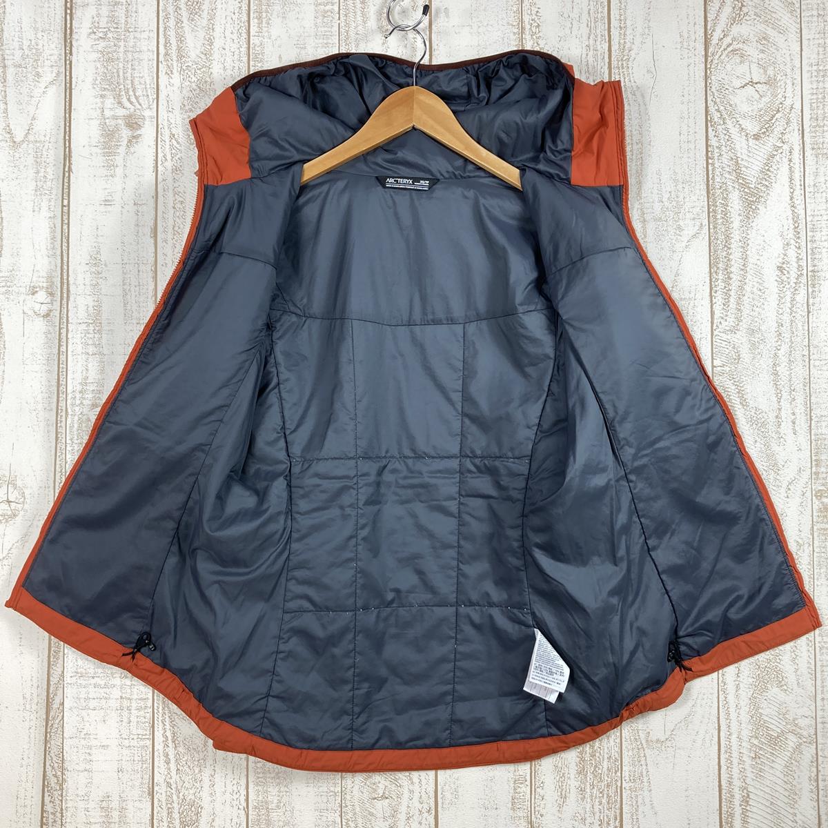 【女款XS红色系列】Arcteryx Proton Lightweight Hoody Proton Lt Hoody 主动保暖主动抓绒风壳外套 24006 国际女装