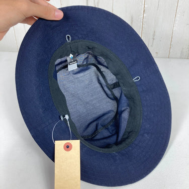 Montbell Breeze 帽子，L码，海军蓝。涤纶材质。另有帽子、头饰和配饰可供选择。(z00053639)