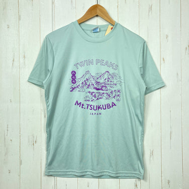 【Unisex M グリーン系】 877（ハチナナナナ） マウント ツクバ スーベニア Tシャツ ニューオールド Mt.Tsukuba Souvenir T-shirt - New Old - 筑波山限定 TWIN PEAKS ドライ ポリエステル ウェア トップス