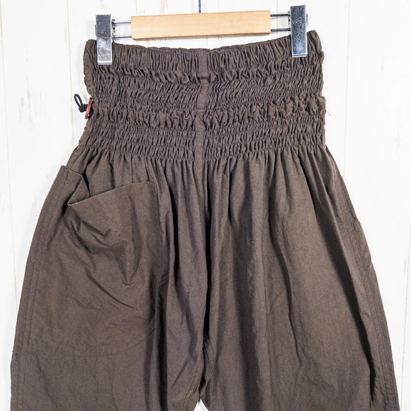 【Unisex OneSize ブラウン系】 Juuni No Youhinten ( 一二の用品店 | じゅうに ) モンペズボンNY＿栗（Kuri） 入手困難 ナイロン ウェア ボトムス ロングパンツ z00052635 ロングパンツ ボトムス ウェア - 【公式】2ndGEAR（セカンドギア）Webショップ【登山用品・アウトドア用品専門 買取販売店】
