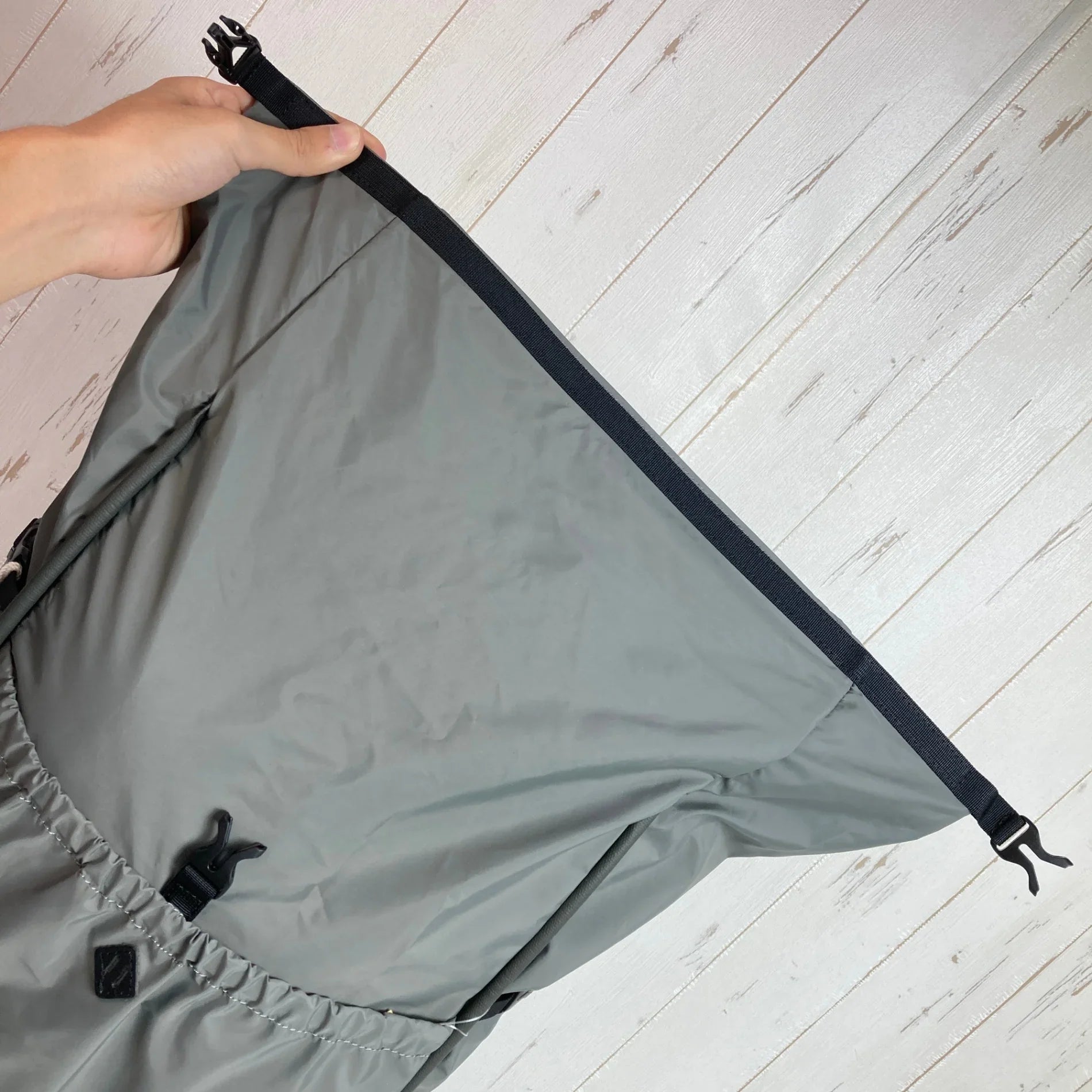 【OneSize グレー系】 holo（ホロ） オーブエム Orb M ナイロン バッグ ストレージ バックパック デイパック 容量【～29L】 z00052138 デイパック 容量【～29L】 バックパック バッグ ストレージ - 【公式】2ndGEAR（セカンドギア）Webショップ【登山用品・アウトドア用品専門 買取販売店】