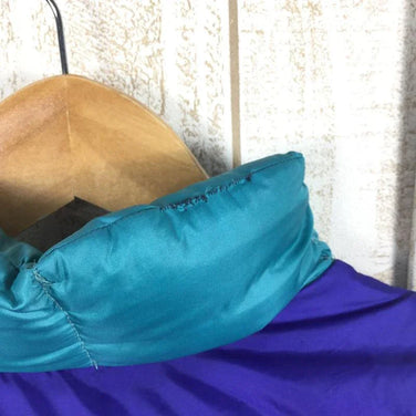 【Men's M ブルー系】 Feathered Friends ( フェザードフレンズ ) 90S ヘリオス ベスト Helios Vest コバルト×エメラルド ダウン 旧タグ 筆記体ロゴ International Men's Cobalt / Emeral - 【公式】2ndGEAR（セカンドギア）Webショップ【登山用品・アウトドア用品専門 買取販売店】