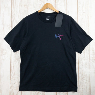 【Men's S ブラック系】 Arcteryx ( アークテリクス ) クラッグ コットン ロゴ ショート スリーブ Kragg Cotton Logo Short Sleeve コットン X000008464 Men's コットン ショートスリーブTシャツ ク - 【公式】2ndGEAR（セカンドギア）Webショップ【登山用品・アウトドア用品専門 買取販売店】