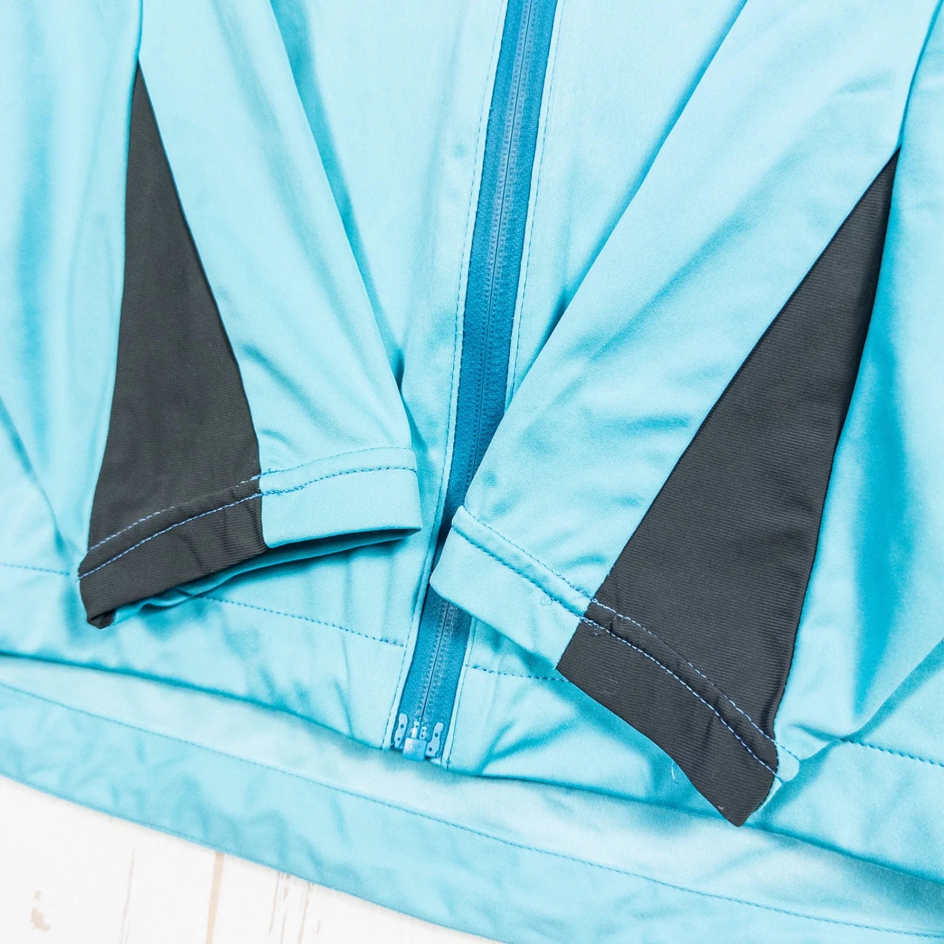 【Women's M ブルー系】 Finetrack ( ファイントラック ) ニュウモラップフーディ Nyumo Wrap Hoody ミント ポリエステル ウェア トップス アウター ジャケット ソフトシェル z00052637 ミント ソフトシェル アウター ジ - 【公式】2ndGEAR（セカンドギア）Webショップ【登山用品・アウトドア用品専門 買取販売店】