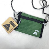 【OneSize グリーン系】 Poler ( ポーラー ) スタッファブル ドリンク ポーチ STUFFABLE DRINK POUCH Kinetics（キネティクス）コラボ ナイロン バッグ ストレージ サコッシュポーチ z00054625  サコッシュポーチ