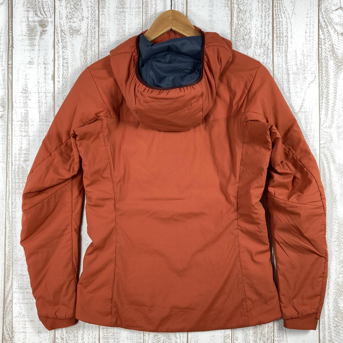 【女款XS红色系列】Arcteryx Proton Lightweight Hoody Proton Lt Hoody 主动保暖主动抓绒风壳外套 24006 国际女装