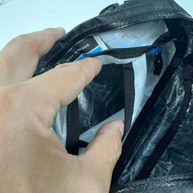 [均码 黑色] Hyperlite Mountain Gear HMG (Hyperlite Mountain Gear) Vice Versa 收纳包 (DCF) 难找包，Dyneema 复合面料