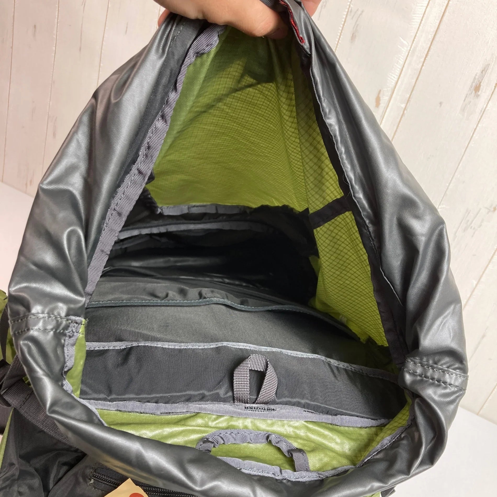 【OneSize グリーン系】 Zeropoint By Montbell ( ゼロポイント By モンベル ) キトラパック 30 Kitra Pack 30 ナイロン バッグ ストレージ バックパック 容量【30L～54L】 z00052144 容量【30L～ - 【公式】2ndGEAR（セカンドギア）Webショップ【登山用品・アウトドア用品専門 買取販売店】