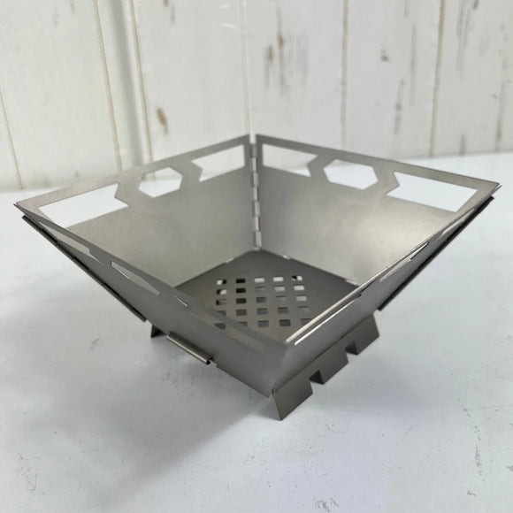 【OneSize シルバー系】 Vargo ( ヴァーゴ ) チタニウムファイヤーボックス（網なし） Titanium Fire Box (No Grill) T-319 z00056886  焚き火台 キャンピングギア
