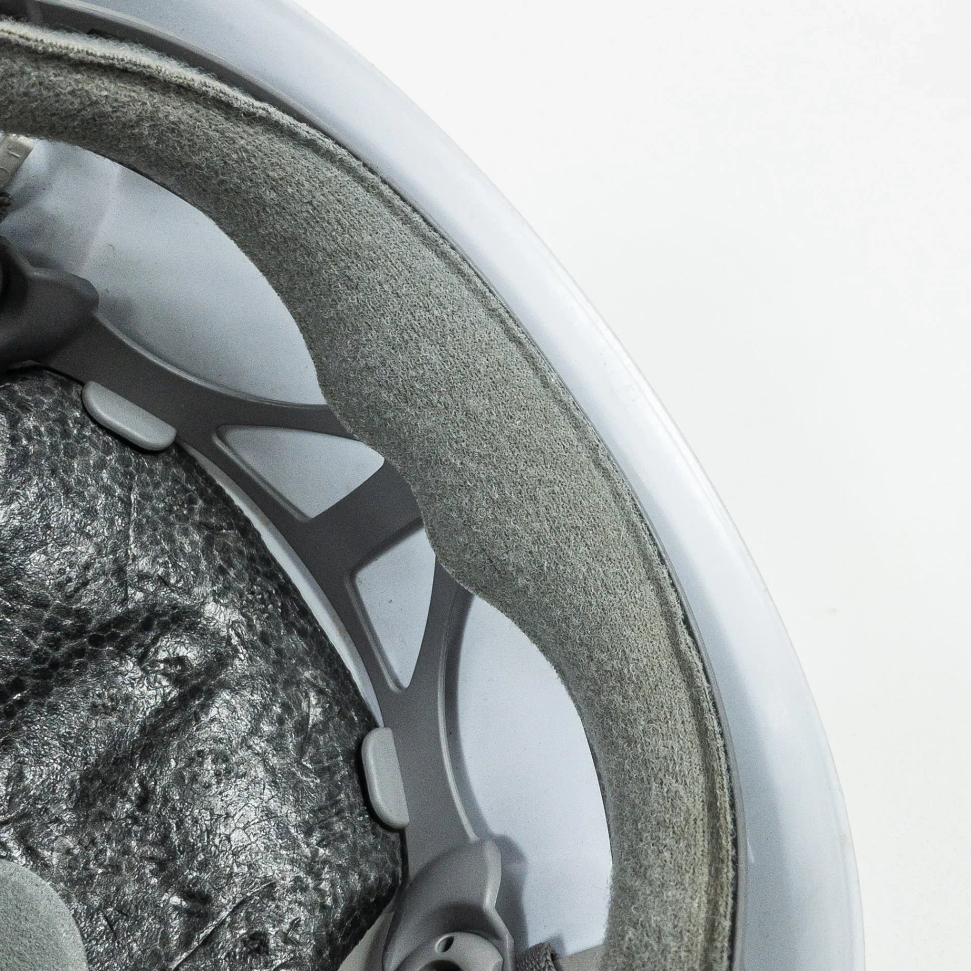 【Unisex 2 ホワイト系】 Petzl ( ペツル ) エリオス ヘルメット z00051198 ヘルメット - 【公式】2ndGEAR（セカンドギア）Webショップ【登山用品・アウトドア用品専門 買取販売店】