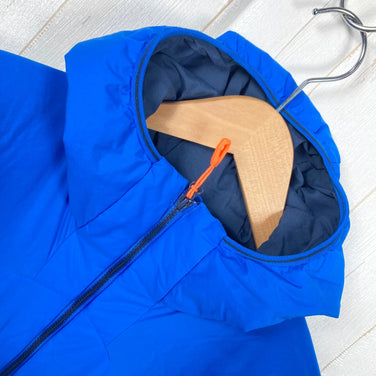 男士小号蓝色 Mammut Rime Light Insulation Flex 连帽保暖夹克。合成羽绒服。