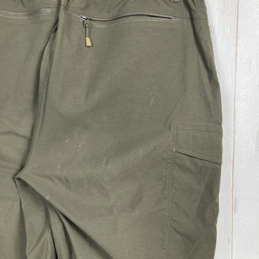 Montbell Convertible Cargo Pants, Men's Small, Green. Khaki Green Nylon. (z00054065)