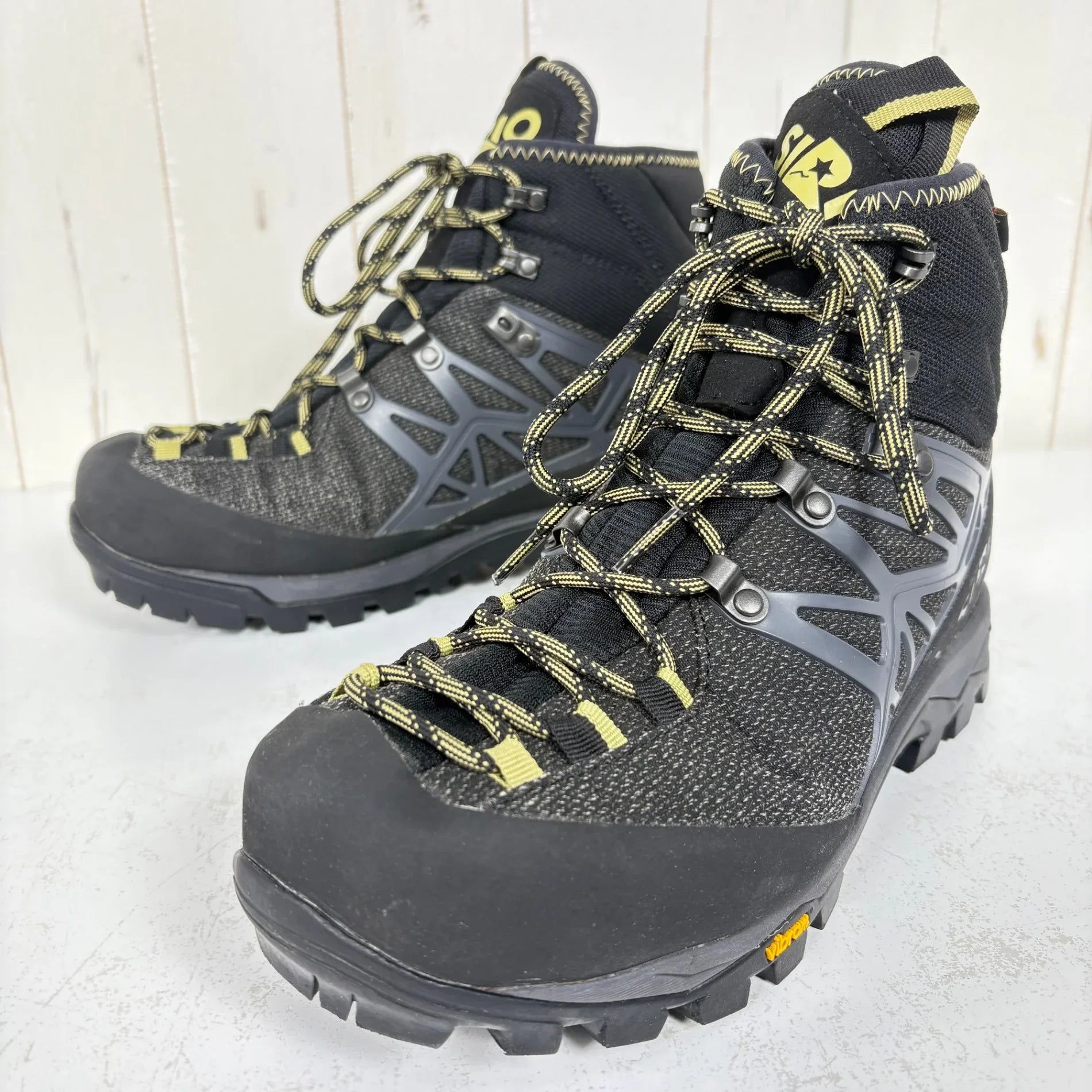 登山靴 シリオ トレッキングシューズ 登山用品 25.0 シリオSIRIO ほぼ 
