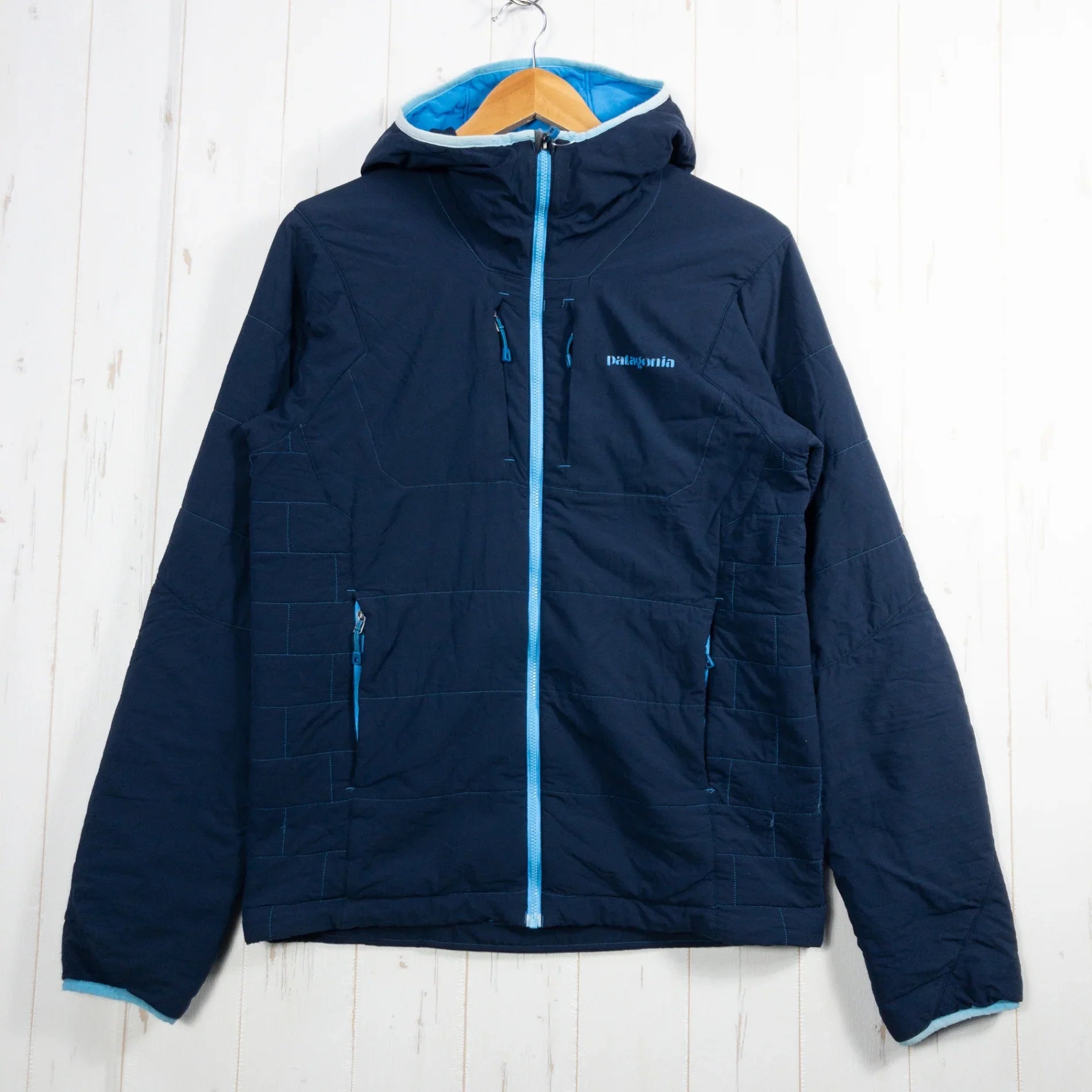【Men's S ネイビー系】 2015 Patagonia ( パタゴニア ) ナノエア フーディ Nano-Air Hoody NVYB ナイロン ウェア トップス アウター ジャケット 化繊インサレーション z00052580 NVYB 化繊インサレーション - 【公式】2ndGEAR（セカンドギア）Webショップ【登山用品・アウトドア用品専門 買取販売店】
