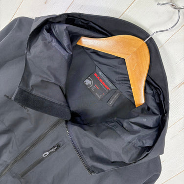 【Men's L ブラック系】 Mammut ( マムート ) アヤコ プロ HS フーデッド ジャケット AF メンズ Ayako Pro HS Hooded Jacket AF Men 0001 black GORE-TEX 2レイヤー 防水透湿 ポリエステル