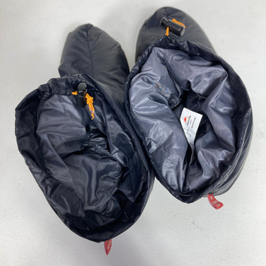 【Unisex S ブラック系】 Naturehike ( ネイチャーハイク ) ダウン シューズ Down Shoes 700FP グースダウン 超軽量 ダウン ウェア ウェア小物 ソックス 靴下 z00061182  ソックス 靴下 ウェア小物 ウェア