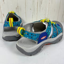 【Unisex 27.0cm ブルー系】 Keen ( キーン ) NEW PORT RETRO × FUJI ROCK FESTIVAL 2023（フジロック）コラボモデル サンダル 1028138 MULTI/SURF THE WEB z00055281 MULTI/SU-2