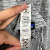 【Men's S グレー系】 2021 Patagonia ( パタゴニア ) ロングスリーブ キャプリーン クール デイリー グラフィック シャツ Long-Sleeved Capilene Cool Daily Graphic Shirt 速乾 / 防臭 /
