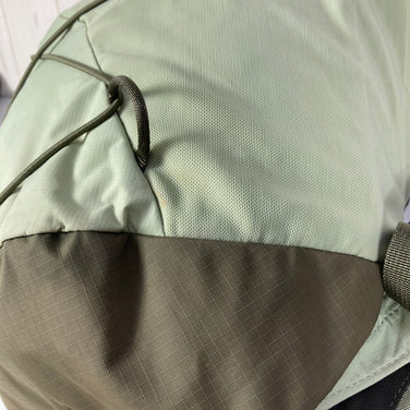 【Unisex OneSize グリーン系】 2023 Patagonia ( パタゴニア ) テラヴィア パック 22L Terravia Pack 22L SLVG / Salvia Green レインカバー付属 給水パック対応 ナイロン バッグ ストレージ バックパック デ