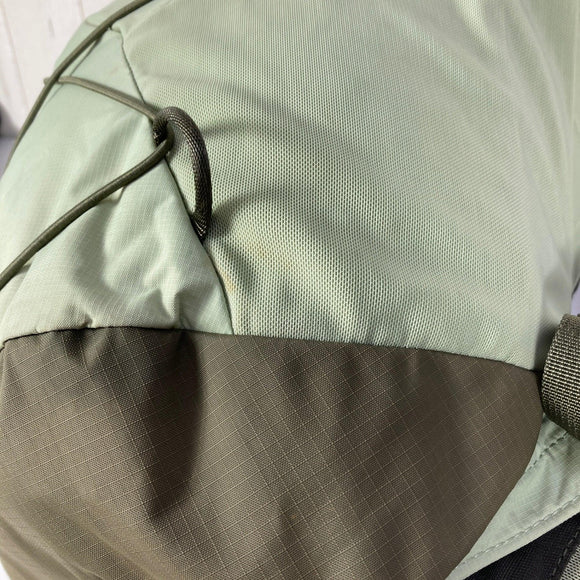 【Unisex OneSize グリーン系】 2023 Patagonia ( パタゴニア ) テラヴィア パック 22L Terravia Pack 22L SLVG / Salvia Green レインカバー付属 給水パック対応 ナイロン バッグ ストレージ バックパック デ