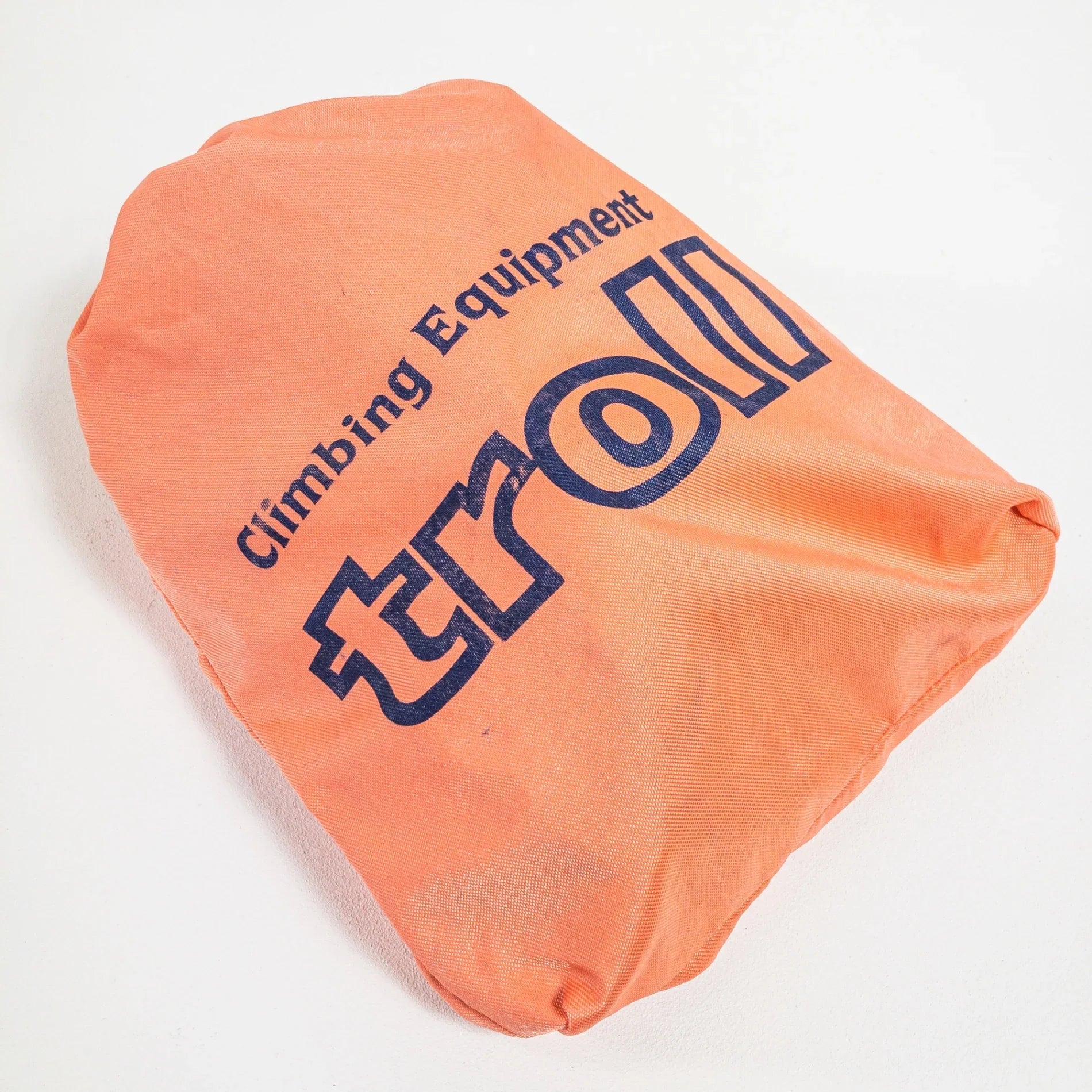 【S ネイビー系】 Troll（トロール） ウィランス シット ハーネス トロール Whillans Sit Harness 入手困難 ロッククライミングギア z00050654 ロッククライミングギア - 【公式】2ndGEAR（セカンドギア）Webショップ【登山用品・アウトドア用品専門 買取販売店】