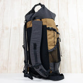 【OneSize ベージュ系】 Rawlow Mountain Works ( ロウロウマウンテンワークス ) バンビ エックスパック エディション Bambi X-Pac Edition デイパック バックパック Coyote デイパック 容量【～29L】 バック - 【公式】2ndGEAR（セカンドギア）Webショップ【登山用品・アウトドア用品専門 買取販売店】