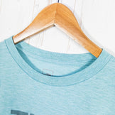 The North Face 男款短袖混色混纺logo T恤，L码，蓝色。涤纶。上衣/内衬。