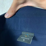 【Unisex M ネイビー系】 Shinogi By Axesquin ( 凌 By アクシーズクイン ) ヒトリシズカ ナイロン ウェア トップス インナー シャツ ロングスリーブシャツ 化繊 z00053969  化繊 ロングスリーブシャツ インナー シャツ ト