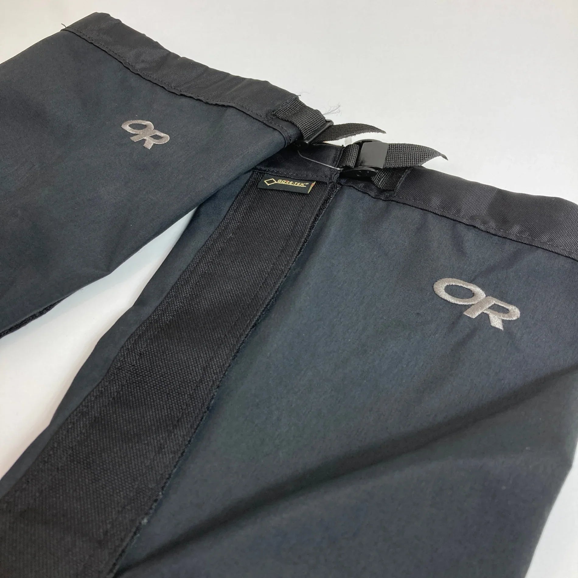 【Unisex L ブラック系】 Outdoor Research ( アウトドアリサーチ ) クロコゲイター Crocodile Gaiters クロコダイルゲイター ナイロン ウェア ウェア小物 ゲイター スパッツ GORE-TEX ( ゴアテックス ) z000 - 【公式】2ndGEAR（セカンドギア）Webショップ【登山用品・アウトドア用品専門 買取販売店】