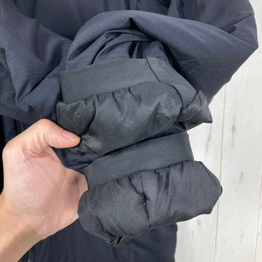 【Men's M ブラック系】 Arcteryx ( アークテリクス ) アトム ヘビーウェイト フーディ Atom Heavyweight Hoody コアロフト 化繊中綿 防風 撥水 化繊ダウン ウェア トップス アウター ジャケット 化繊インサレーション z0