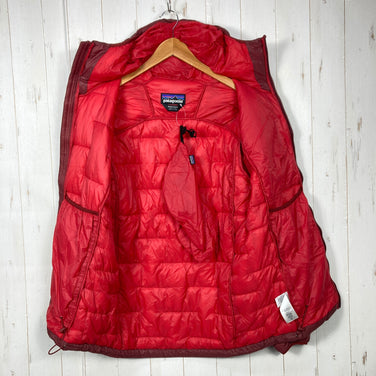 【Men's S レッド系】 2019 Patagonia ( パタゴニア ) マクロ パフ フーディー Macro Puff Hoody OXDR 生産終了モデル 入手困難 化繊ダウン ウェア トップス アウター ジャケット 化繊インサレーション z000601