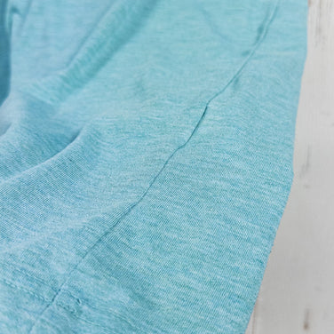 The North Face 男款短袖混色混纺logo T恤，L码，蓝色。涤纶。上衣/内衬。