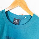 【Men's M グリーン系】 Mountain Equipment ( マウンテンイクイップメント ) グランダップ ロゴ ティー groundup Logo+ Tee ポリエステル ウェア トップス インナー シャツ ショートスリーブTシャツ クルーネック 化繊-3